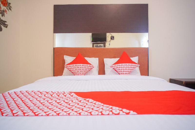 Urbanview Hotel Nugraha Palembang By Reddoorz מראה חיצוני תמונה